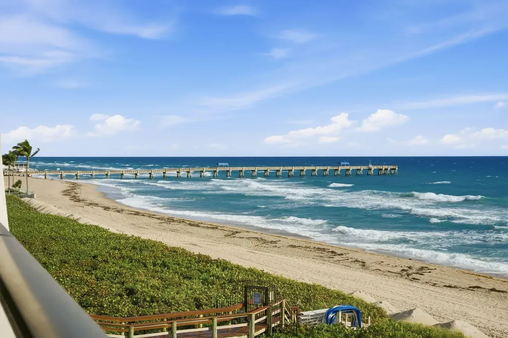 3100 S Ocean Boulevard Palm Beach FL 33480