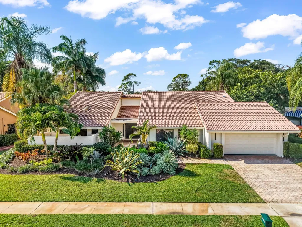 10571 Boca Woods Lane Boca Raton FL 33428