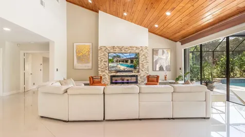 10571 Boca Woods Lane Boca Raton FL 33428