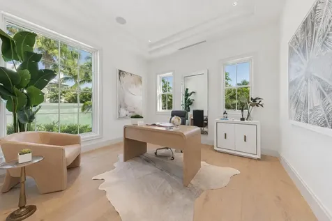 232 La Puerta Way Palm Beach FL 33480