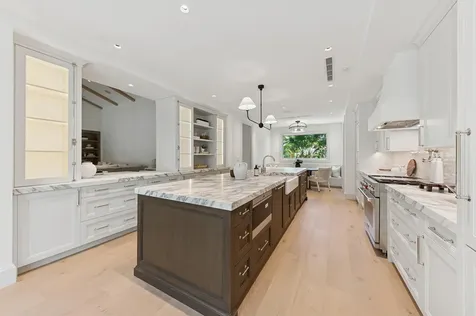 232 La Puerta Way Palm Beach FL 33480