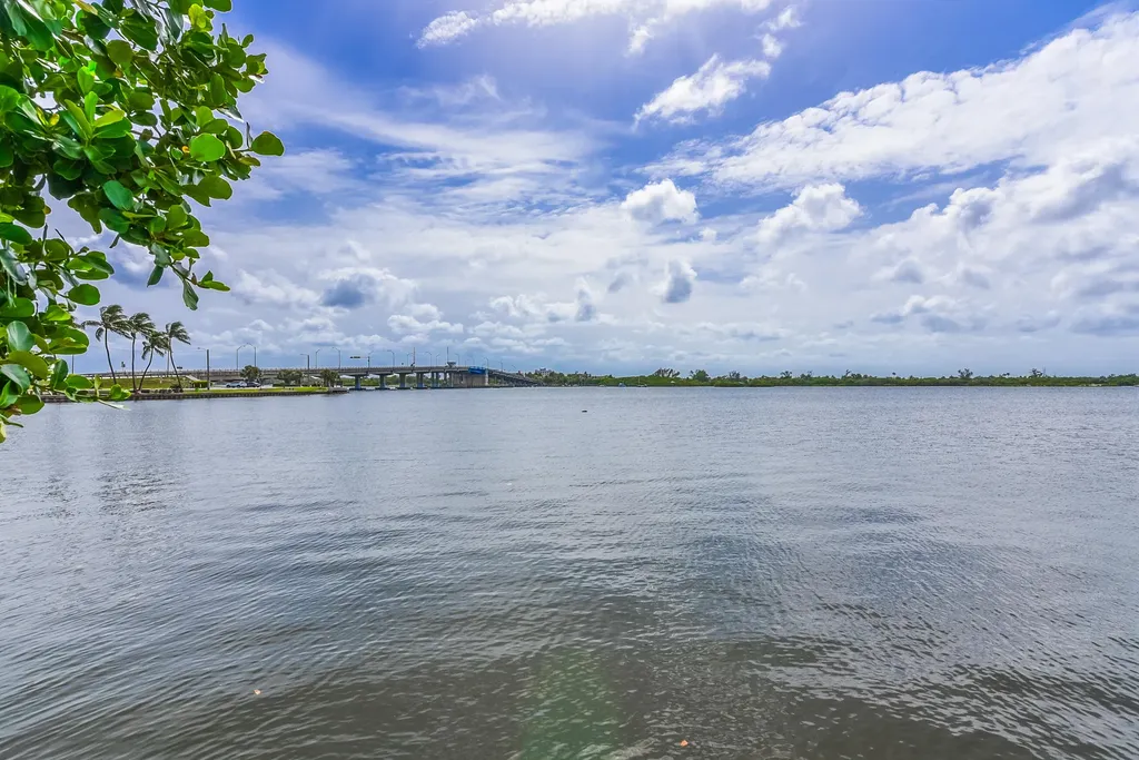 2860 S Ocean Boulevard Palm Beach FL 33480
