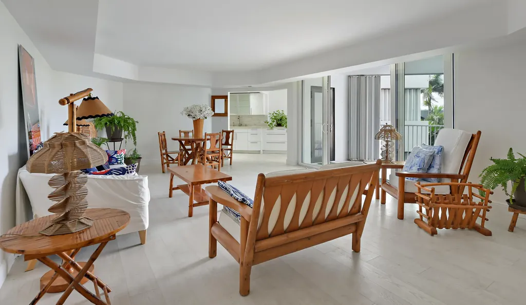 2860 S Ocean Boulevard Palm Beach FL 33480