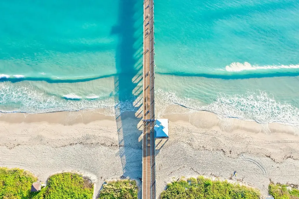 906 Dolphin Drive Jupiter FL 33458