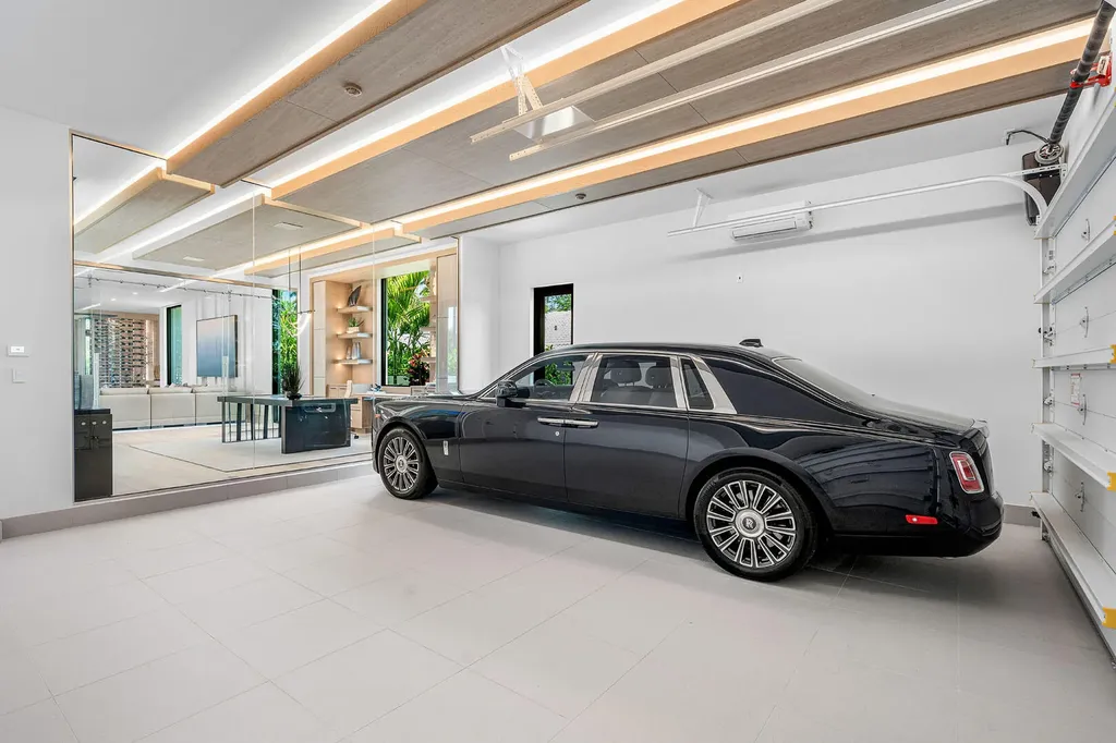 481 Thatch Palm Drive Boca Raton FL 33432