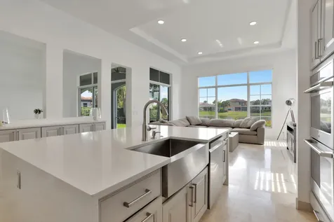8199 NW 124th Terrace Parkland FL 33076