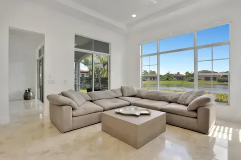 8199 NW 124th Terrace Parkland FL 33076