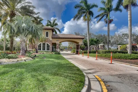 8199 NW 124th Terrace Parkland FL 33076