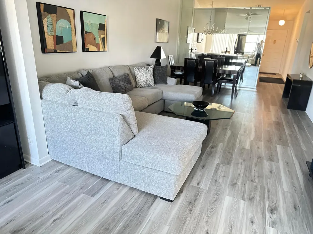 7593 Tahiti Lane Lake Worth FL 33467