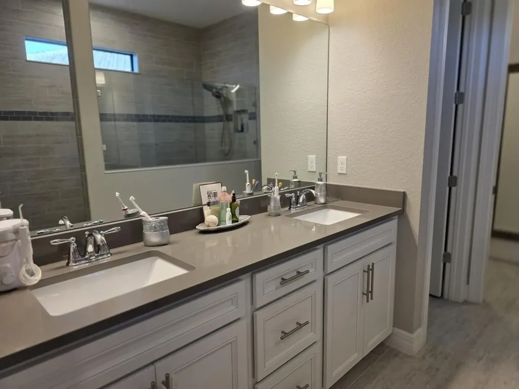 527 SE Vallarta Drive Port St Lucie FL 34984