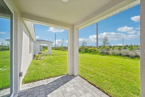 5461 Hampton Park Circle Vero Beach FL 32966