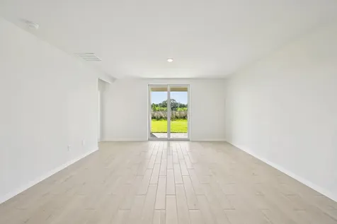 5461 Hampton Park Circle Vero Beach FL 32966