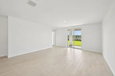 5461 Hampton Park Circle Vero Beach FL 32966