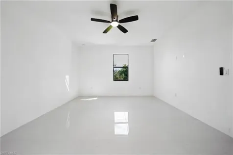 1213 NW 22nd Place Cape Coral FL 33993