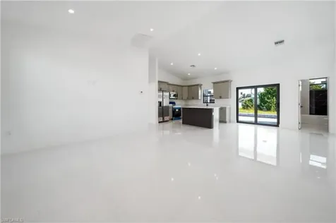 1213 NW 22nd Place Cape Coral FL 33993