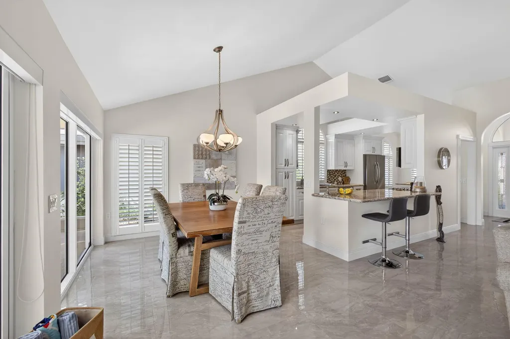 2294 Saratoga Bay Drive West Palm Beach FL 33409