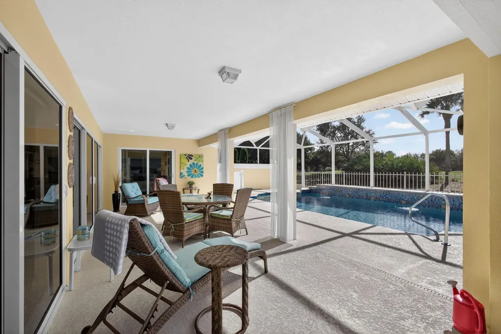 2294 Saratoga Bay Drive West Palm Beach FL 33409