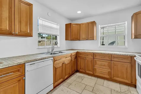 811 N B Street Lake Worth Beach FL 33460