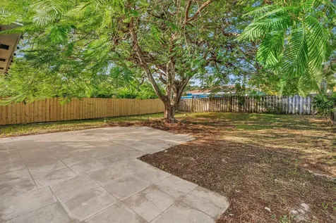 811 N B Street Lake Worth Beach FL 33460