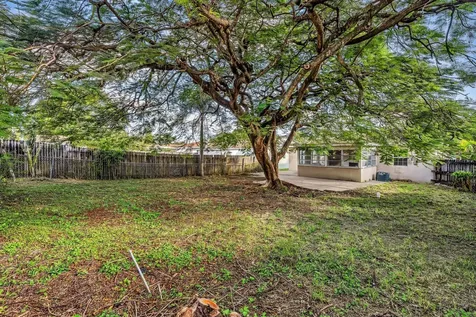 811 N B Street Lake Worth Beach FL 33460