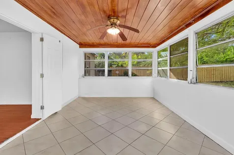 811 N B Street Lake Worth Beach FL 33460