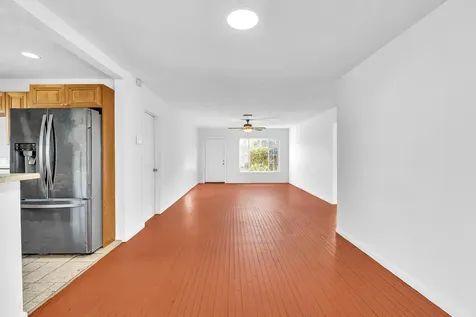 811 N B Street Lake Worth Beach FL 33460