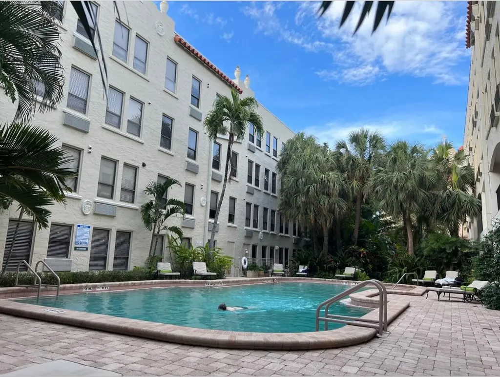235 Sunrise Avenue Palm Beach FL 33480