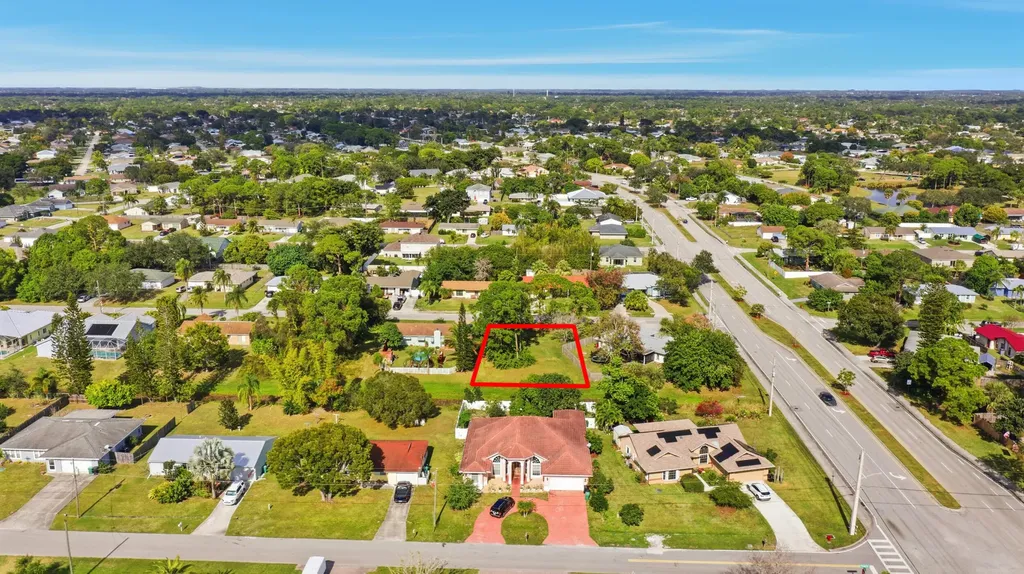 114 SW Evans Avenue Port St Lucie FL 34984
