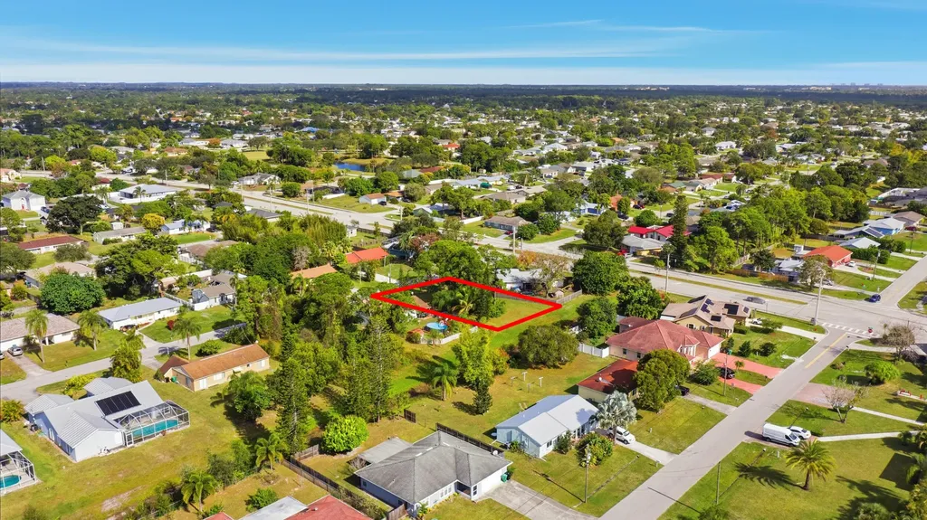 114 SW Evans Avenue Port St Lucie FL 34984