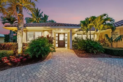 8884 SE Pelican Island Way Hobe Sound FL 33455