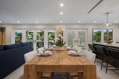8884 SE Pelican Island Way Hobe Sound FL 33455