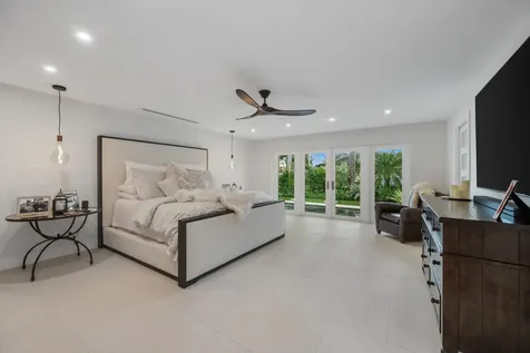8884 SE Pelican Island Way Hobe Sound FL 33455
