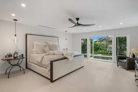 8884 SE Pelican Island Way Hobe Sound FL 33455