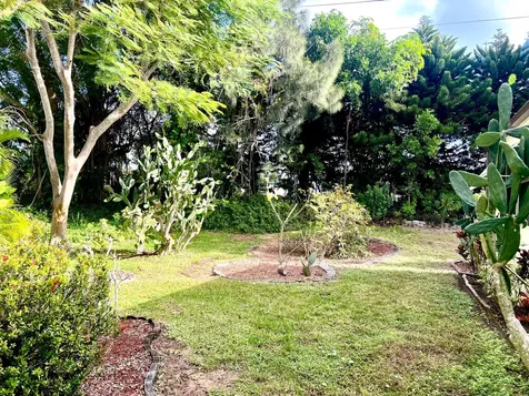 8011 SE Homestead Avenue Hobe Sound FL 33455
