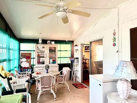 8011 SE Homestead Avenue Hobe Sound FL 33455