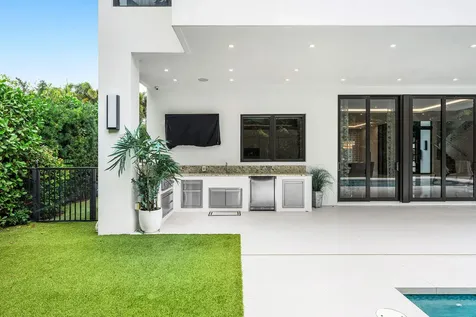 2391 Areca Palm Road Boca Raton FL 33432