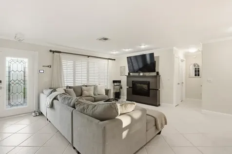 1905 Meadow Court Palm Springs FL 33406