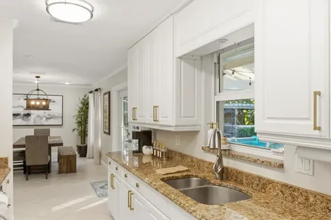 1905 Meadow Court Palm Springs FL 33406