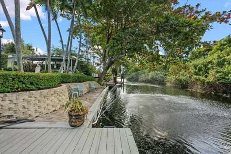 1905 Meadow Court Palm Springs FL 33406
