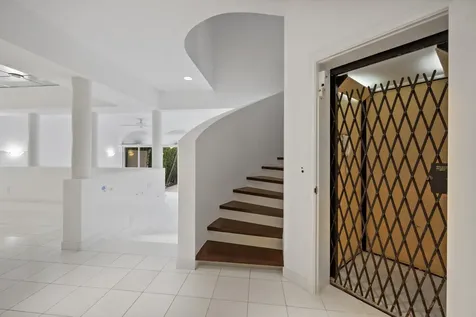 265 Everglade Avenue Palm Beach FL 33480