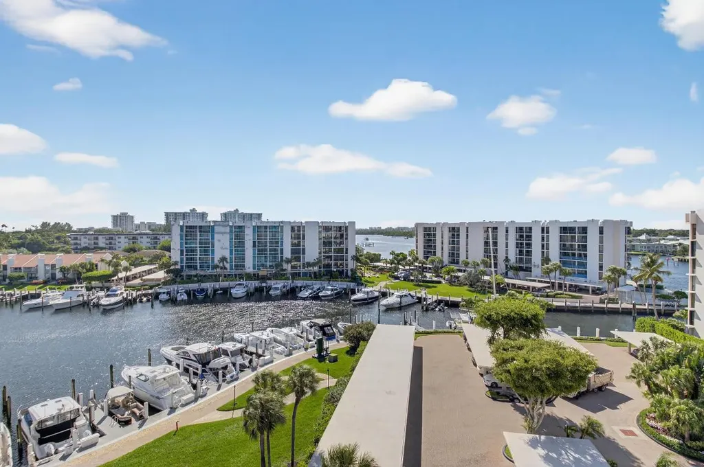 2707 N Ocean Boulevard Boca Raton FL 33431
