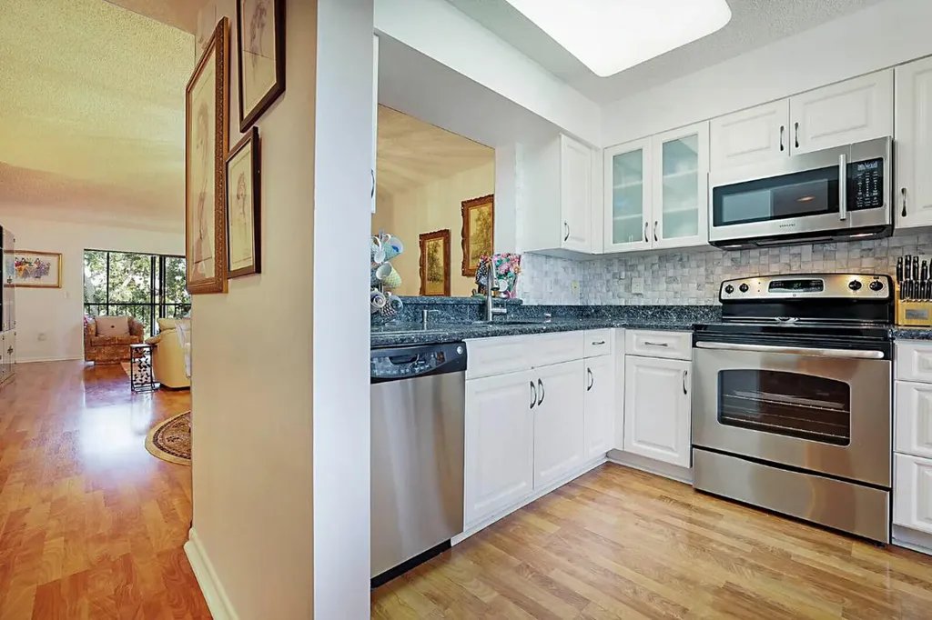 6037 Pointe Regal Circle Delray Beach FL 33484