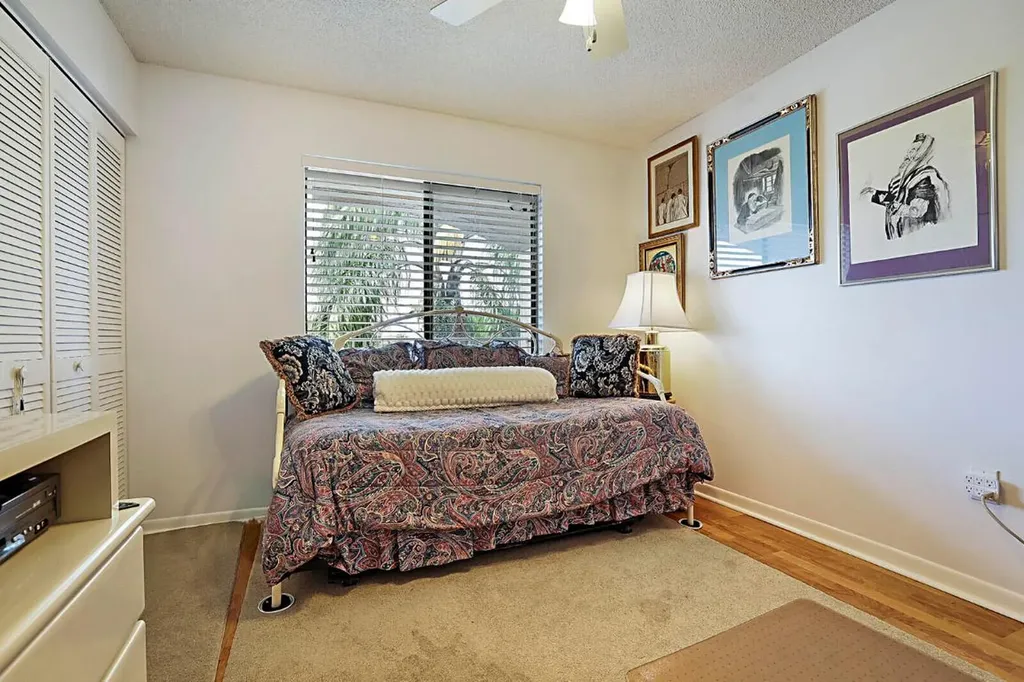 6037 Pointe Regal Circle Delray Beach FL 33484