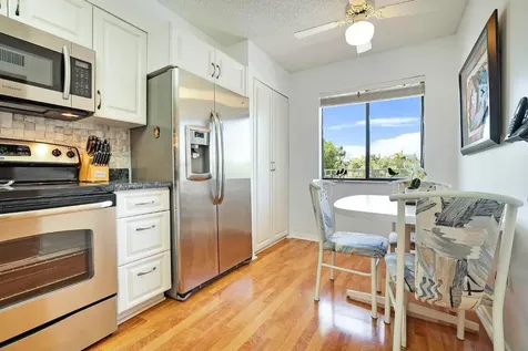 6037 Pointe Regal Circle Delray Beach FL 33484