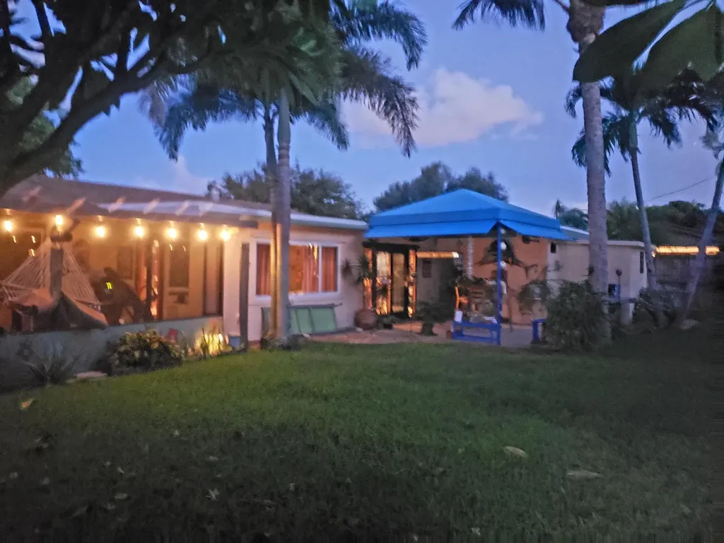 1613 Nanette Court Lake Worth FL 33461