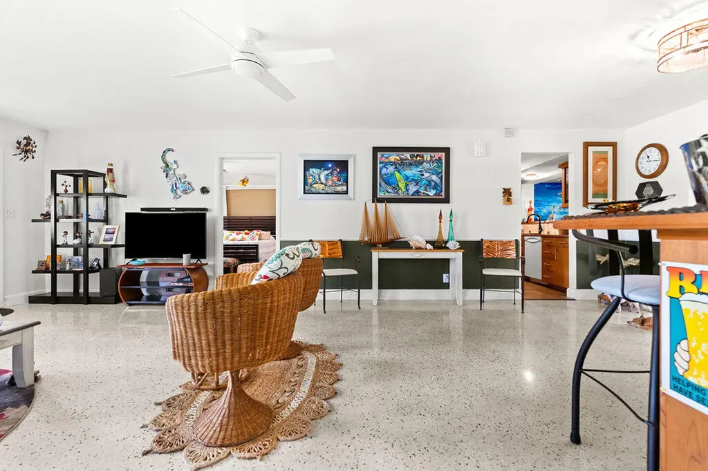 1613 Nanette Court Lake Worth FL 33461