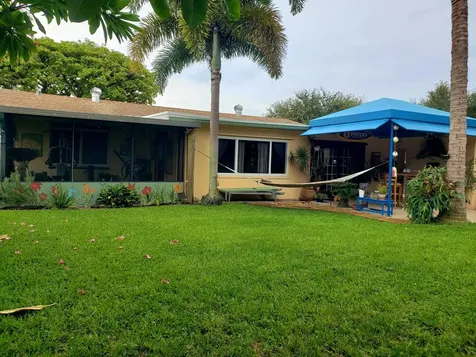 1613 Nanette Court Lake Worth FL 33461