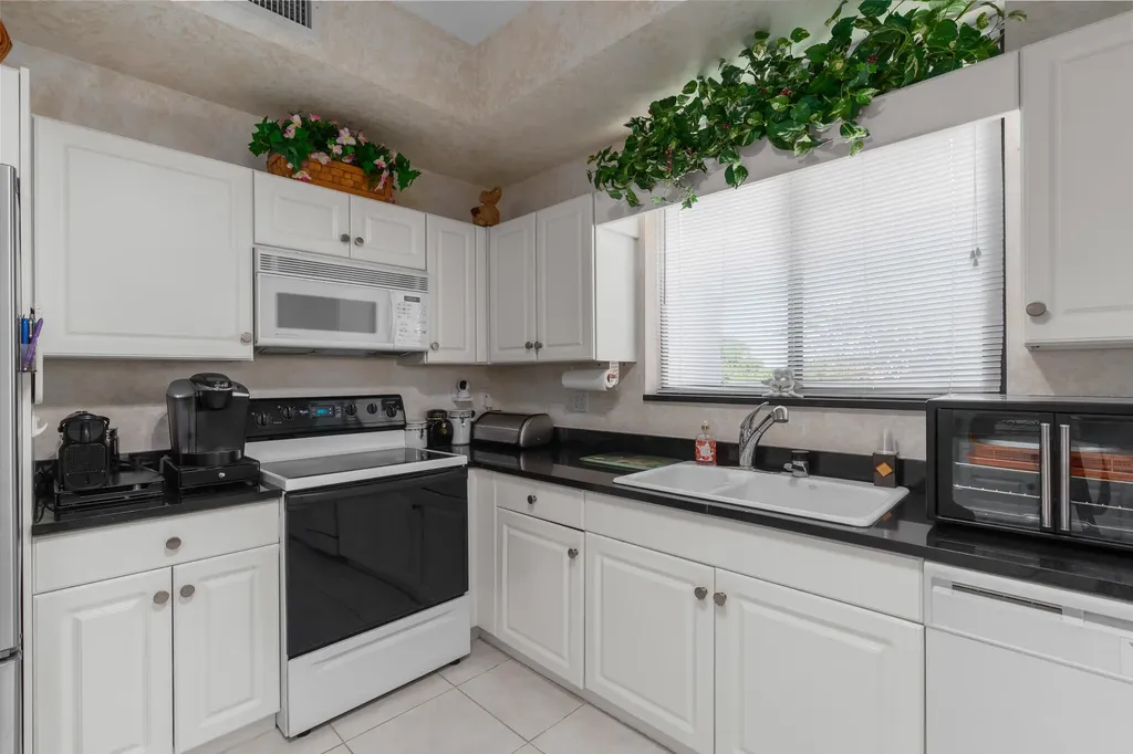 7546 La Paz Boulevard Boca Raton FL 33433
