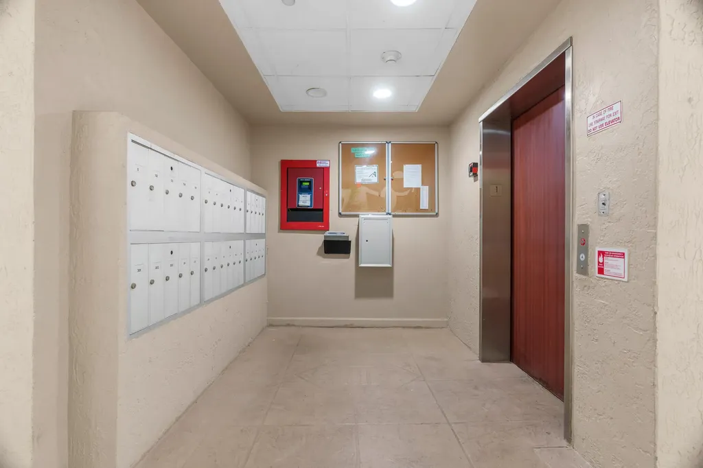 7546 La Paz Boulevard Boca Raton FL 33433