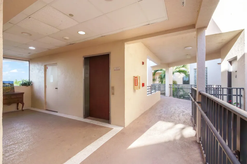 7546 La Paz Boulevard Boca Raton FL 33433